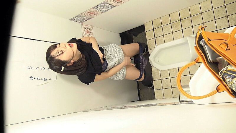 覗き見厳禁！ 女子トイレ秘密オナニー 40人 サンプル 5
