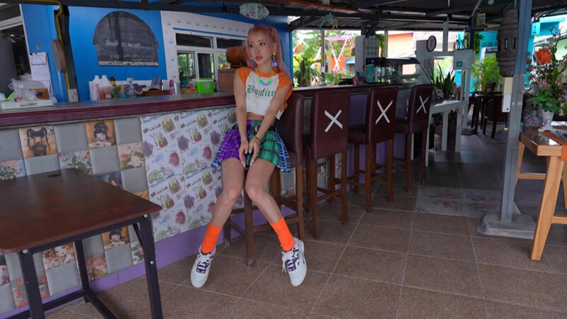 Aika3 Sexy Vibes Party！！・AIKA サンプル 2