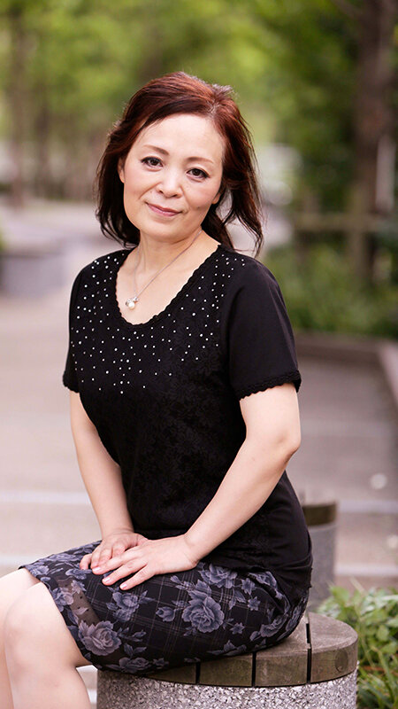 熟年世代の奪い愛 見え隠れするオヤジの下心 誘惑と葛藤に揺れる美しき人妻たち 秘密と不貞の物語 8話4時間 サンプル 4