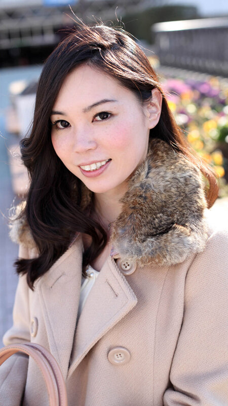SEXするなら絶対 地方の人妻！！ヤリたい盛りの奧さんたち 平日昼間はイケない浮気タイム 清楚に見えて…実はヤリマン？旦那は知らない愛妻の淫らな性癖12名240分@11 サンプル 3