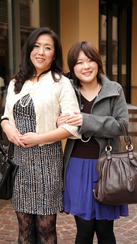 家族の絆は固かった！？「お父さんには言わないで」とか言いながら、娘の前でもお構いなし、欲求不満を拗らせた熟女母36名8時間スペシャル サンプル 3