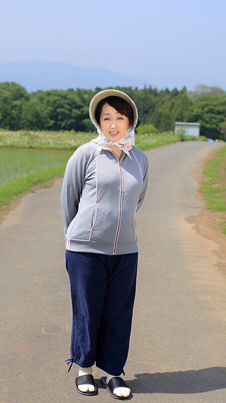 SEXするなら絶対 地方のおばさん！！12人240分8 サンプル 4