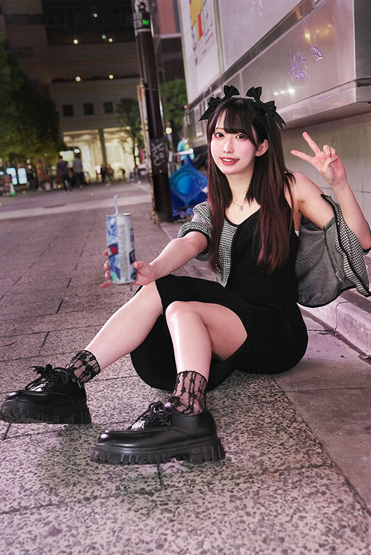 酔い潰れ寝転びギャルをお持ち帰り！@歌舞伎町 イラマ・スパンキング・首絞め へべれけ5P やよい （メスガキ31） 三葉やよい サンプル 1