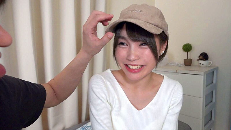処女を捨て旅に出よう。AVを喪失の場に選んだ素人娘たち4時間 サンプル 8