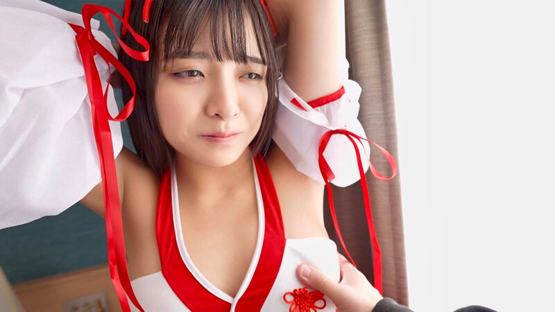 モデル志望の元気娘に卑猥コスプレ面接 なし崩しに触られてパンティヌレヌレ敏感ボディ！喉奥圧迫イラマに泣きながら嬉しイき！激しくケツ振り乱してドM開花中出し 海野いくら サンプル 3