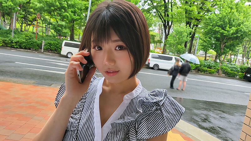 【家出×生ハメ】セブイレで拾った訳ありちっぱいちゃん ＃1りくちゃん 市川りく サンプル 1