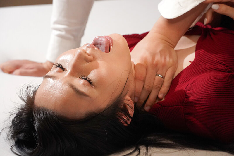 結婚生活のストレスで媚薬に手を出し人生の道を踏み外した人妻 あずま鈴 サンプル 1