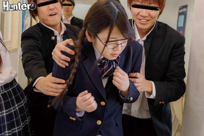 未成熟マ○コで汚便所掃除 女子○生便所レ×プ 4時間ベスト サンプル 2