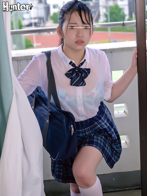 女子校生限定！ブラ透け度200％ ゲリラ豪雨でビショ濡れになった制服女子たちに勃起が止まらず中出しハメ放題BEST16名4時間 サンプル 6