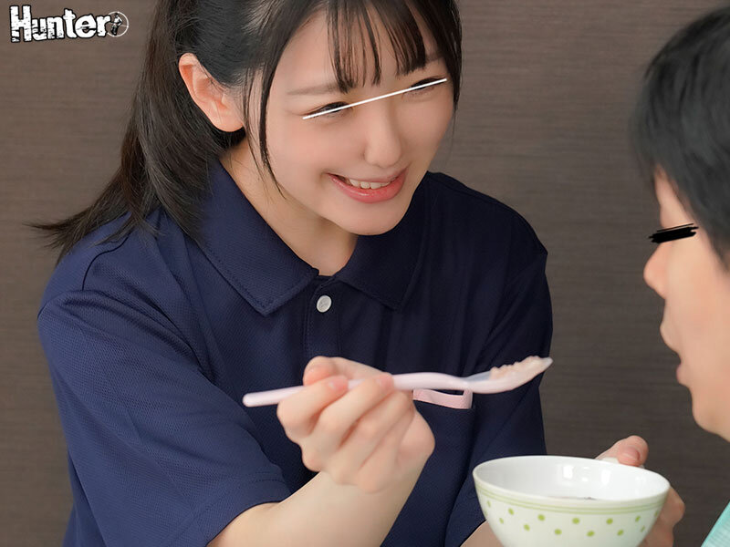 自宅に出張サービスを頼んだら優しくて押しに弱い美人介護士（＋α）がやってきた！4時間BEST 甘え倒してまさかの即エッチ…若くてキレイな女神たちと夢のような神展開。 サンプル 5