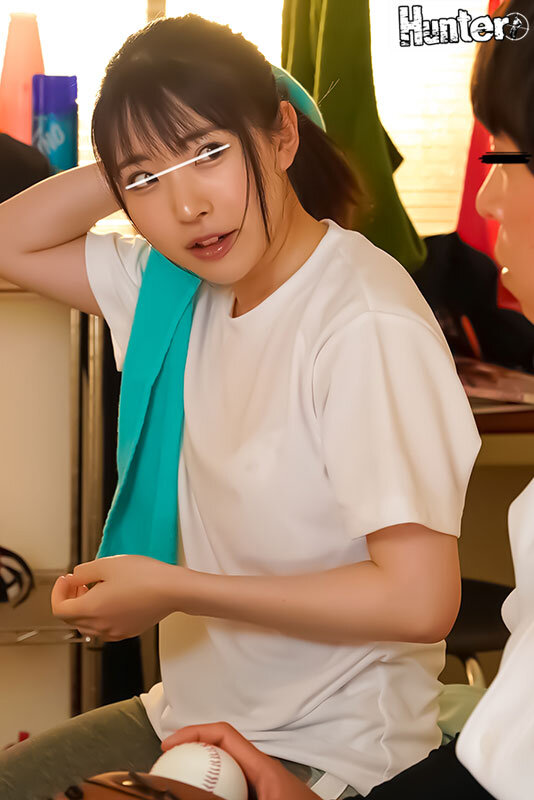 女子○生限定！ブラ透け度200％ ゲリラ豪雨や不測事態でズブ濡れになった女子学生たちに理性ぶっ飛び中出しハメ放題BEST14名4時間 サンプル 4