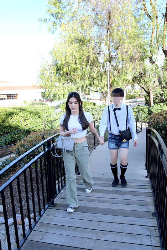 「ショ～太の大冒険」合法童顔男子な僕がマッチング美女とLAで生本番できちゃった！ミーガン（29） サンプル 2