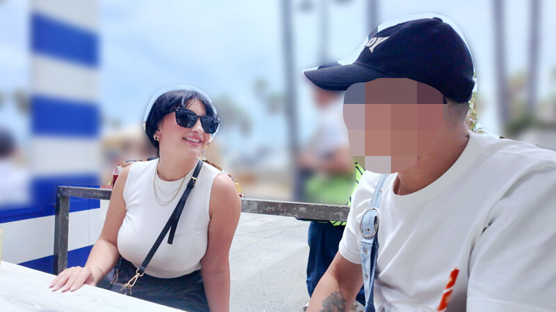 ロスのベニスビーチで休憩中の爆乳アパレル店員が逆ナンパ！？USA産直輸入中出しドキュメント アレクサ（21） サンプル 2