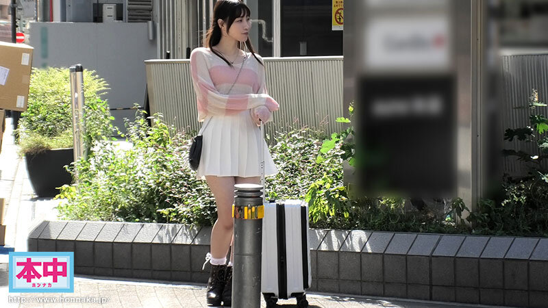 AV男優とのHを夢見てる田舎から上京1日目 22歳の普通の女の子 中出しAVデビュー 瀬下るい（仮） サンプル 1