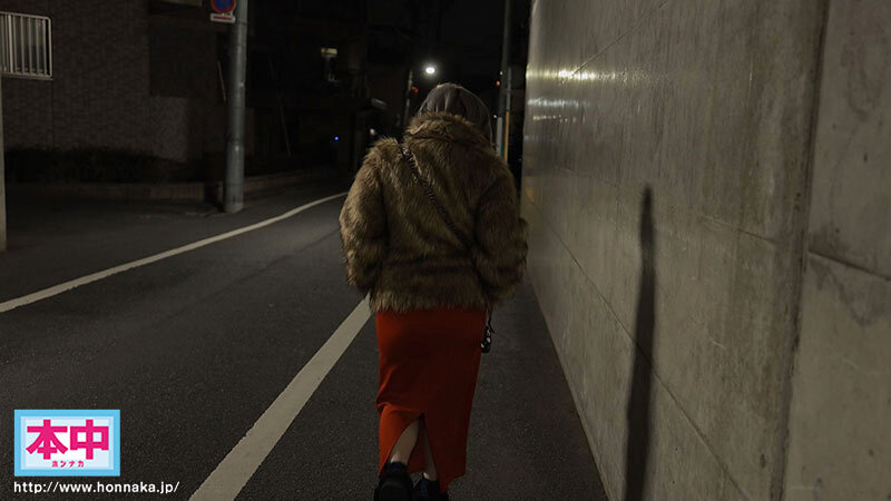 キメセク妻 豊〇区に住む巨乳媚薬売人女が女刑務所収監前に旦那・仲間とめちゃくちゃガンギマリ中出し サンプル 10
