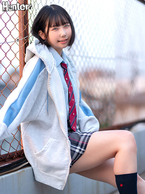 「ちょっとイケナイコトしてみない？」絶対に手を出してはいけない美少女が小悪魔的な囁き！理性を失ったボクは何かに取り憑かれたかの様に何度も… サンプル 1