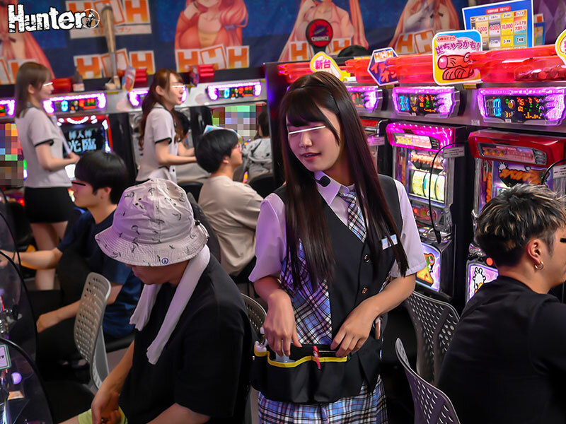 だれとでも定額挿れ放題！パチスロ編 その店は定額制で、遊び放題！挿れ放題！当たりを引けば店内にいる女性、ホールスタッフでもコーヒーレディ… サンプル 2