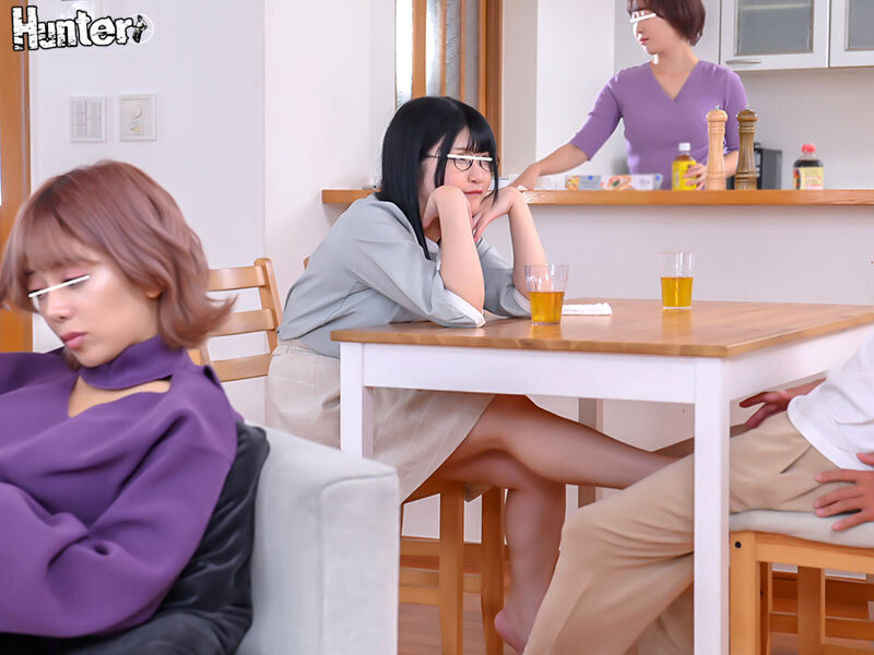 身内限定超モテ期！エッチな巨乳義姉と4股！セクシー下着でボクのチ○ポを奪い合い！不可抗力で義姉と付き合うことになったボク。しかも4人同時！！ サンプル 5