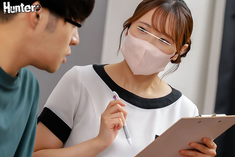 エッチな妄想が現実だった！脱毛クリニックに行ったらセクシーな女性スタッフが真面目に仕事するフリしてボクのVIOをわざと刺激！ムダ毛以外も… サンプル 2