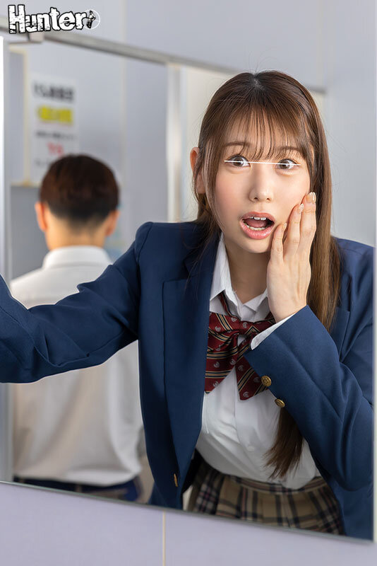 10分間限定！幼馴染の男女のカラダが入れ替わり！ サンプル 1
