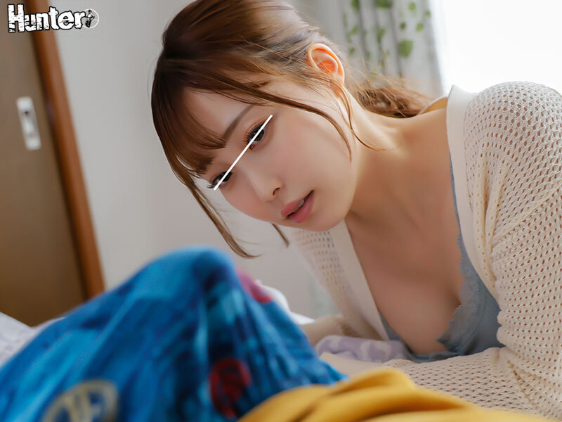 すごい…しゃぶりつきたい…ボクの朝勃ちチ○ポで欲情した兄嫁が即尺！何度射精しようが追撃バキュームフェラで何度も何度も搾り尽くされました！2 サンプル 4