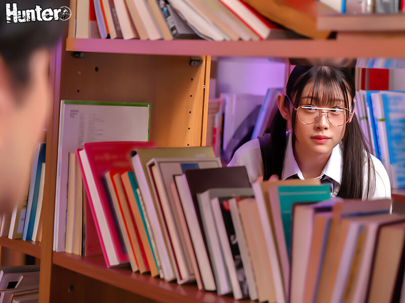 むっつり文学女子と5秒目が合えばエッチできるマッチング図書館！2 サンプル 4