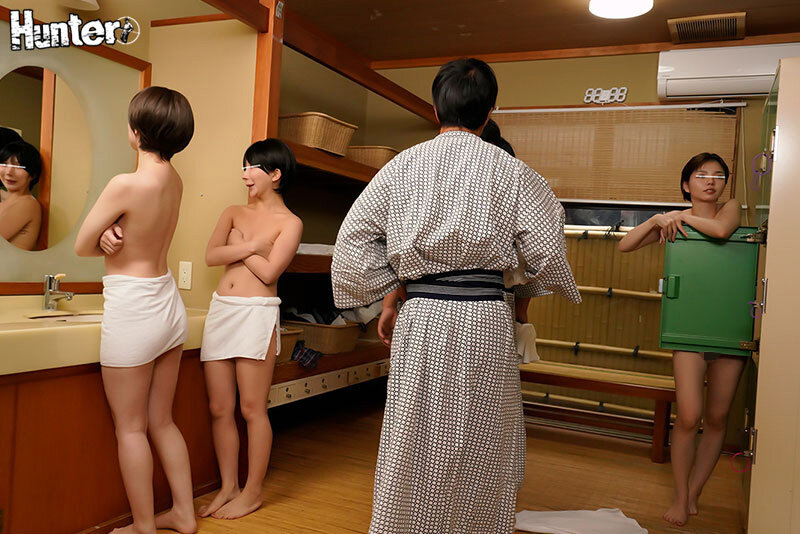 つるペタ女子が男湯腰巻タオル1枚チャレンジ！バレたら即アウト！？温泉旅館で度胸試し！スリルを楽しむ女の子たち…。果たしてバレたらどうなってしまうのか！？ サンプル 4