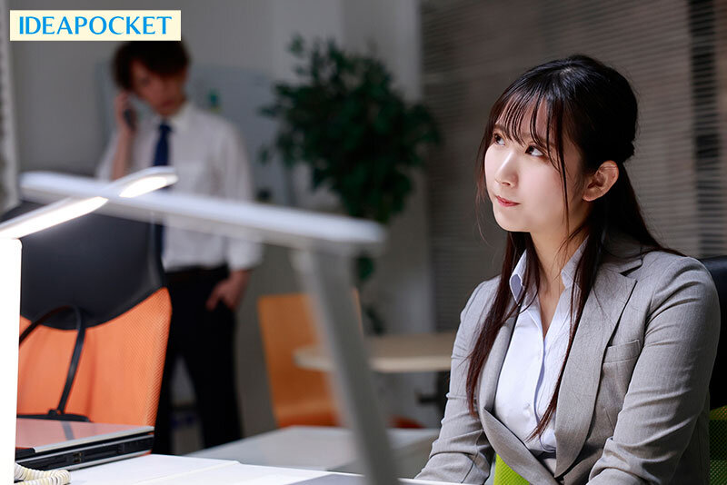 僕の恋人が家で待ってるのに、 終電逃がし後輩女子社員の家に泊まる流れに…ノーパンノーブラ 部屋着に興奮した絶倫のボクは一晩中ヤりまくった。。。 役野満里奈 サンプル 1