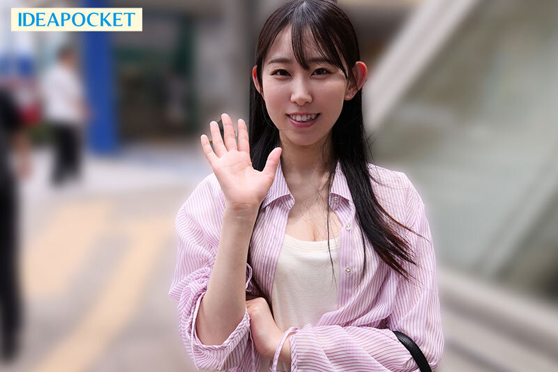 片想いし続けた幼馴染に告白、交際、そして初セックスの日 僕は今までの想いと脱いだら想像を超えるスリム巨乳に興奮が収まらず無我夢中で貪り合った 月城りり香 サンプル 1
