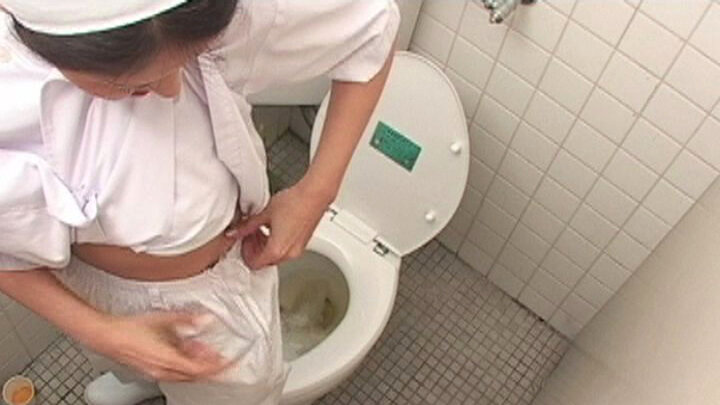 トイレ排泄盗撮スパイカメラ映像ベスト4時間73人 サンプル 2