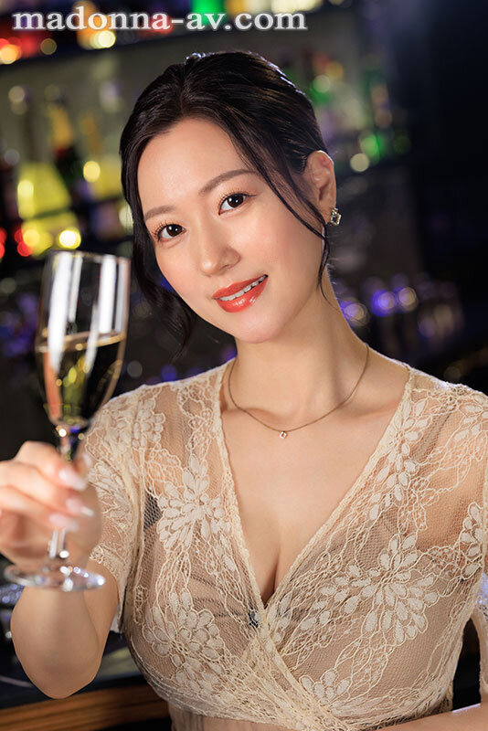 【VR】超高画質8K 初VR岬ひかり「終電、なくなっちゃったみたいですね…。」 結婚式の二次会終わり 新婦の友人・ひかりさんと まさかのワンナイトラブSEX サンプル 2
