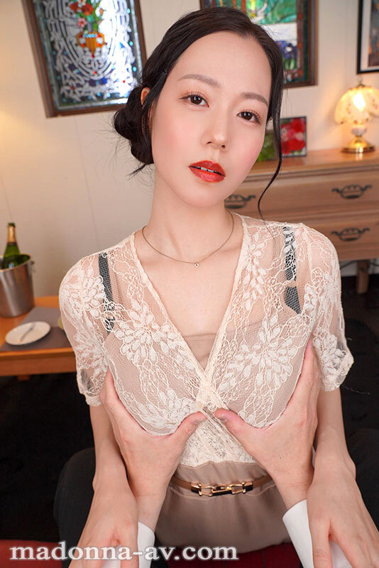 【VR】超高画質8K 初VR岬ひかり「終電、なくなっちゃったみたいですね…。」 結婚式の二次会終わり 新婦の友人・ひかりさんと まさかのワンナイトラブSEX サンプル 5