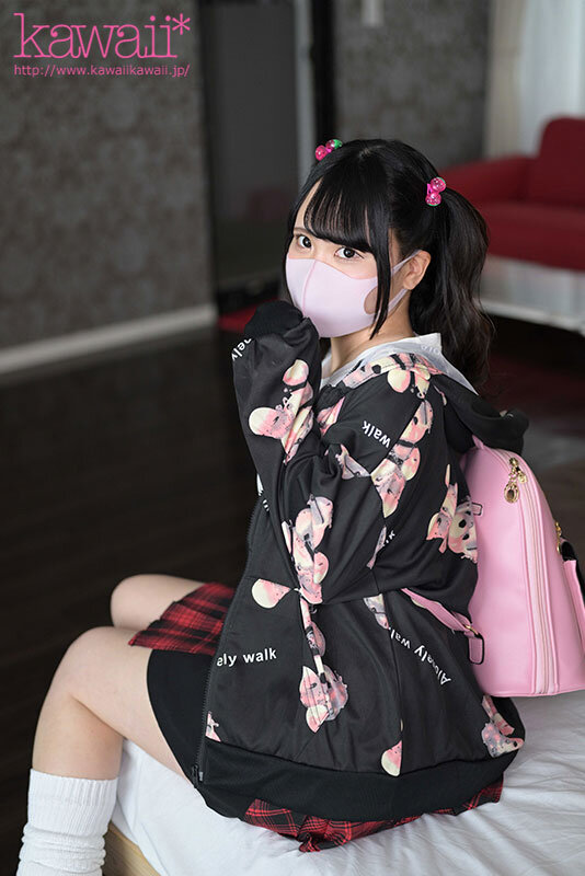 【VR】マスク少女ゆらちゃん 子供っぽい声、大きく膨らんだ乳房、生々しいムッチリBODY…居場所のない訳あり家出ムスメ サンプル 2