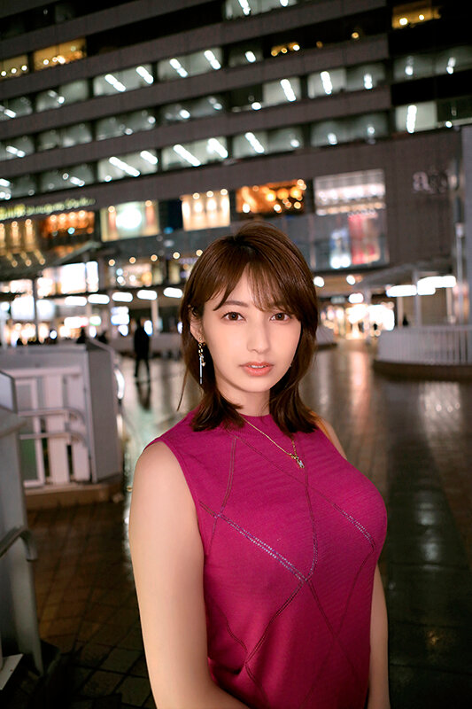 「貴方では気持ち良くなれないから…」淡白な夫とのSEXに不満を持つ美人妻たちが新調したTバックを履いてデカチンに泥●する サンプル 1