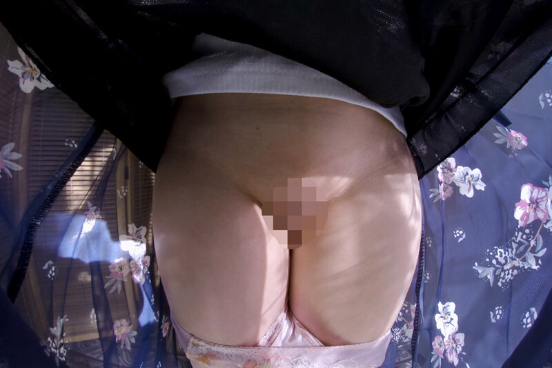 【VR】スカートの中に潜りたい できればパンツも下ろして欲しい サンプル 5