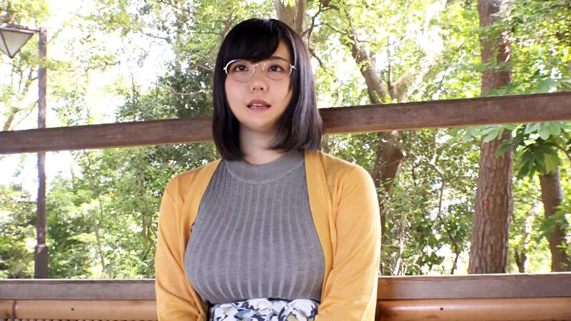 【マニア垂涎】スライムK-cup超乳若妻、流出。欲求不満ンの色白な癒し系素人さんの濃厚5本番。 サンプル 1