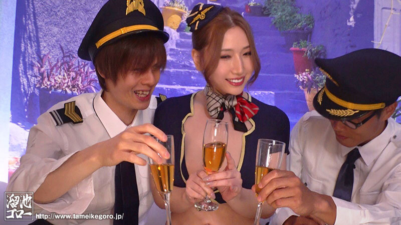 ムチムチドすけべ巨乳キャビンアテンダントとイク！タダマン航空×絶頂フライト！！ 佐山愛 サンプル 9