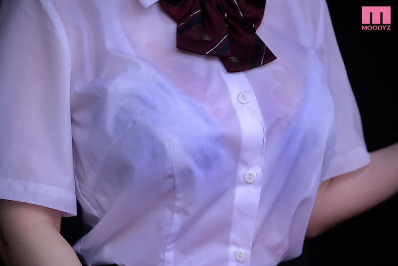 突然の大雨…濡れ透けNTR いつもJ●彼女を送ってさよならする田舎の終着駅で知らない中年オヤジのチ●ポの虜になっているなんて… 水卜さくら サンプル 2
