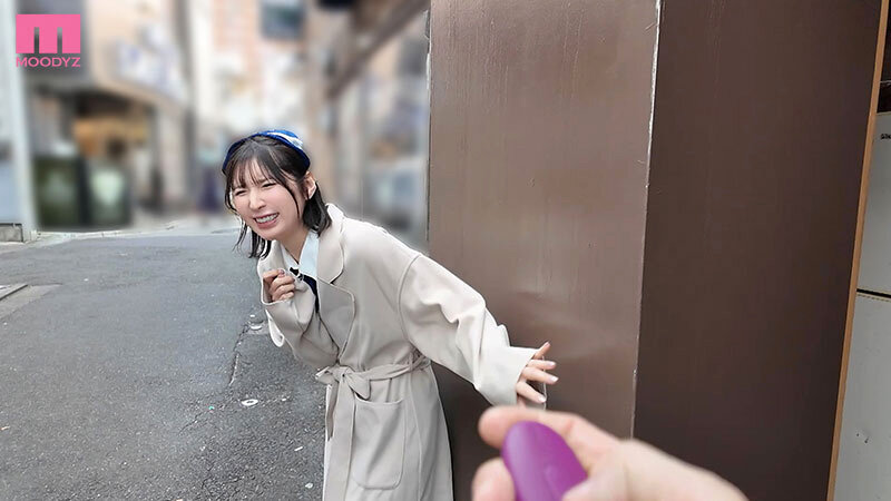 羞恥衣装でドッキドキ街ブラ即ズボ中出し散歩 仲村みう サンプル 11