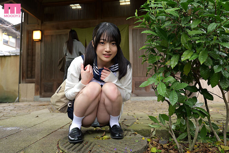 「手でさするのは浮気にならないよ？」 三連泊した宿場で彼女の妹の小悪魔手コキに擦り堕ち20発射精して寝取られたボク 輝星きら サンプル 11