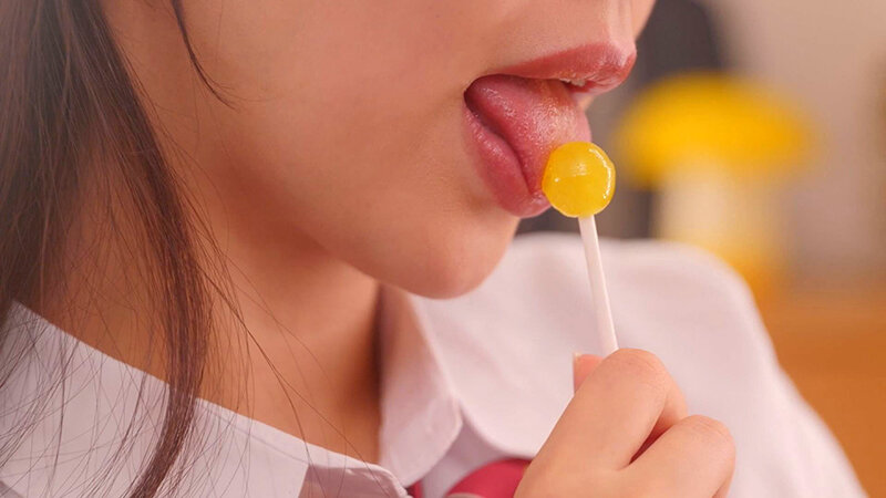 家庭教師先の勉強せずに口内オナニーばかりしている受験生が「チンチンしゃぶらせてくれたら勉強頑張るよ」と言うので今では四六時中チ〇ポをしゃぶらせています 五芭 サンプル 2
