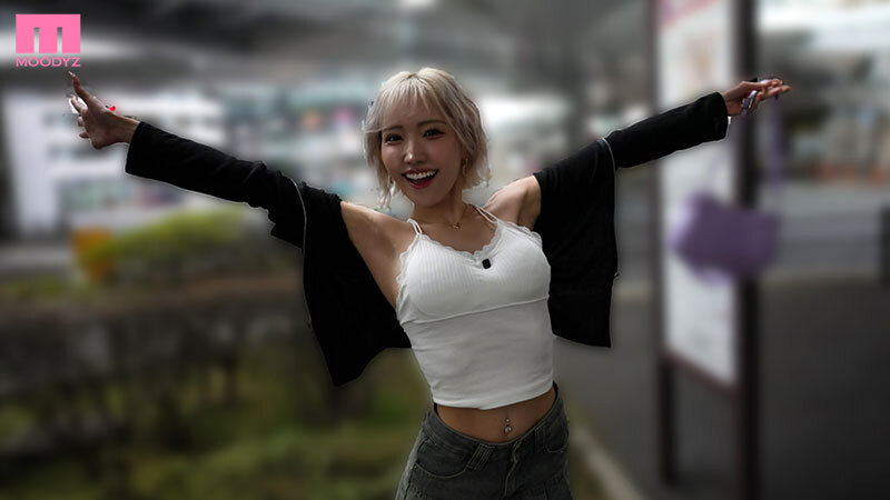 地方出張先で若くて可愛いギャルビッチと相部屋お泊り不倫 バカ楽しいドライブデートしてホテルで無制限生姦1泊2日 春陽モカ サンプル 1
