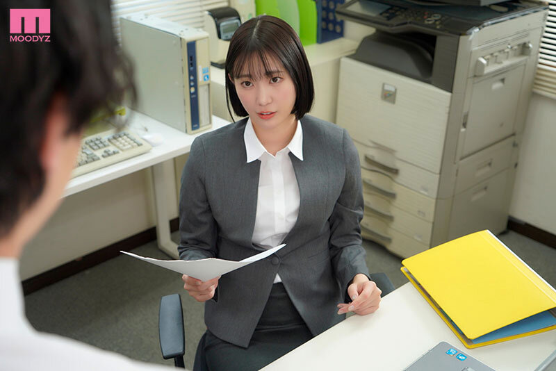 大嫌いが大好きに変わる純愛中出し ねぇ、甘えてもいい？大嫌いだった女上司と退職後にコンビニで再会そのまま一緒にお酒を飲んで仲良くなり田舎に帰るまでの1週間甘々エッチでヤリまくった。 美谷朱音 サンプル 1