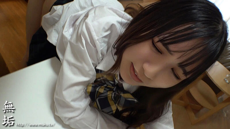 エッチな制服美少女とイチャぱこ中出しコレクション。 制服J●と笑顔でハメまくりラブラブ種付け最高過ぎる。ガチ素人9名240分。 サンプル 9