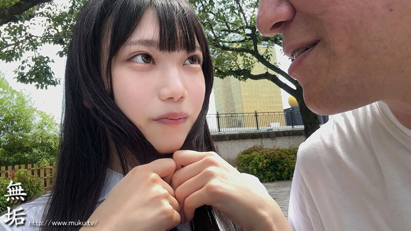 背伸びざかりの制服少女は修学旅行を抜け出してパパ世代おじさんとベロチューデート。そのままホテルに籠って何度も、何度も、中出しセックスでオトナを感じました。 望実かなえ サンプル 1