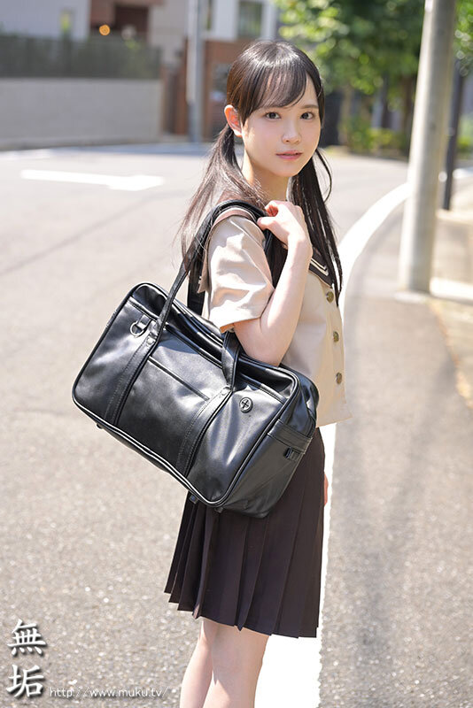 けなげ可愛い世話好き少女が無気力おじさんの性処理お手伝いをする甘々えっちな日常 工藤ララ サンプル 1