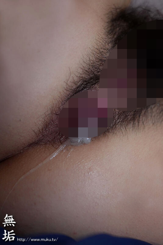 剛毛マン毛の純粋少女 初アナルSEX お尻までびっしり生えた業界一のマン毛フサフサ美少女、満を持してアナル解禁。 東雲あずさ サンプル 10
