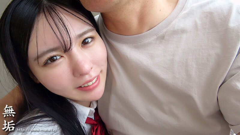 背伸びざかりの制服少女は修学旅行を抜け出してパパ世代おじさんとベロチューデート。そのままホテルに籠って何度も、何度も、中出しセックスでオトナを感じました。 黒島玲衣 サンプル 1