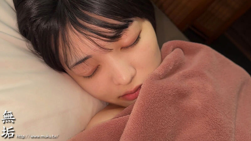 音楽フェス帰り 汗だくになった彼女と連日ホテルでセックス三昧 最高の夏の思い出を作った、本気のカップル子作り交尾映像。（MUKD-533） サンプル 3