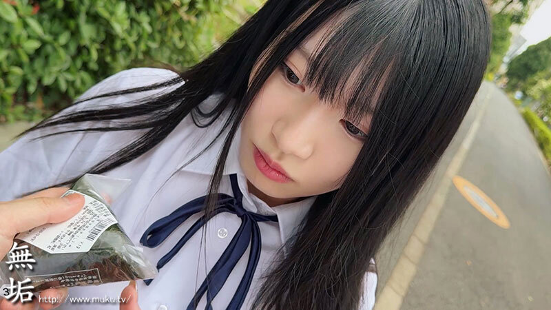 クラスメイトの女子の弱みを握った人生で最も幸福な日。貧乏で、万引きして、犯●れる... 何も持たない不幸少女の悲惨すぎるド底辺搾取レ×プ。 白百合みなみ サンプル 1